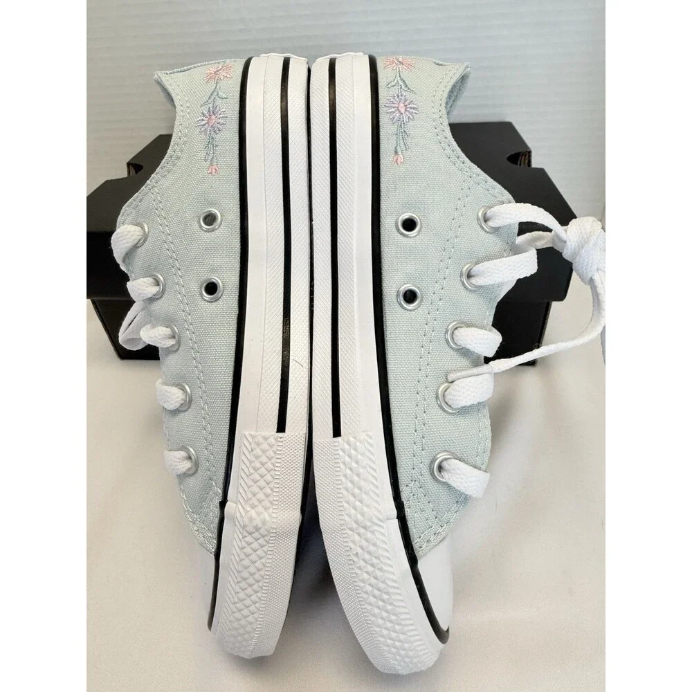Converse All Star Chuck Taylor All Star OX Sneakers Embroidered Floral Sz 1